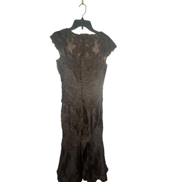 FOREVER YOURS INTERNATIONAL WOMEN'S CHOCOLATE BROWN BEADED EVENING GOWN SZ 8 - Picture 6 of 8